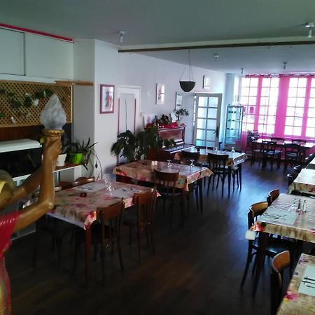 Hotel Le Relais De La Marche Aigurande Esterno foto
