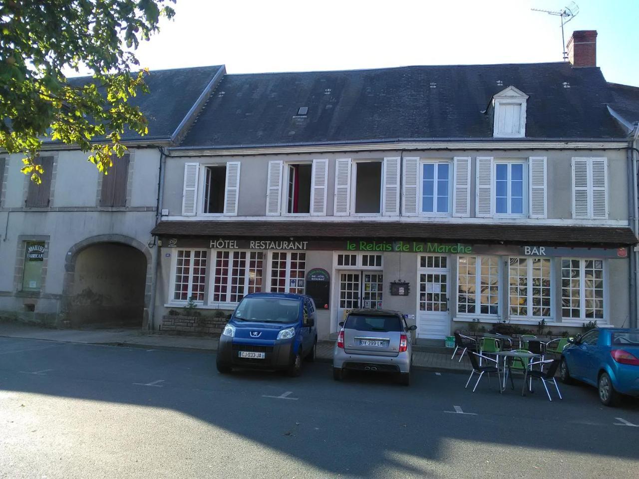 Hotel Le Relais De La Marche Aigurande Esterno foto
