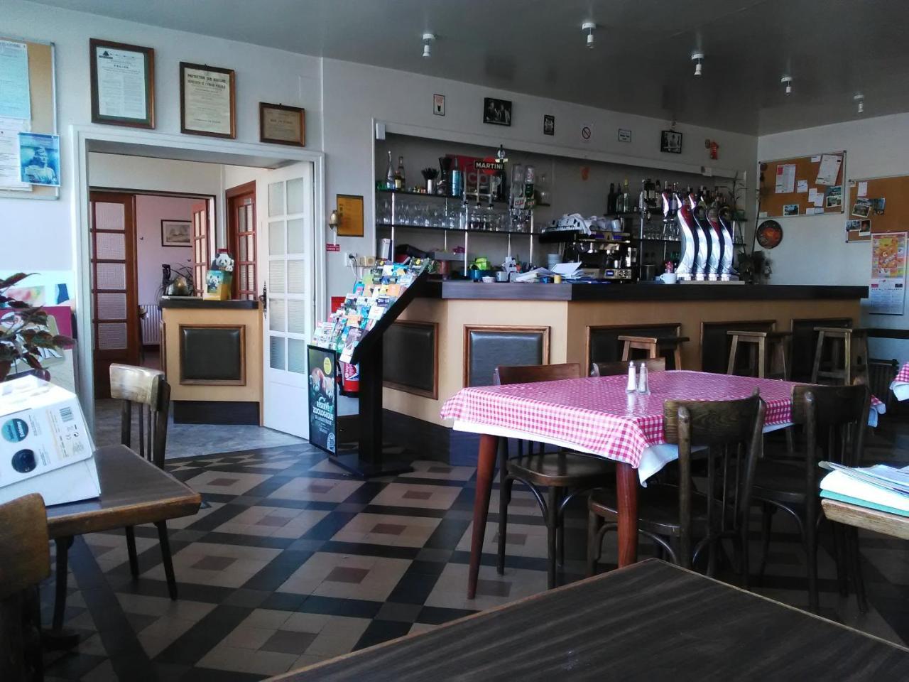 Hotel Le Relais De La Marche Aigurande Esterno foto