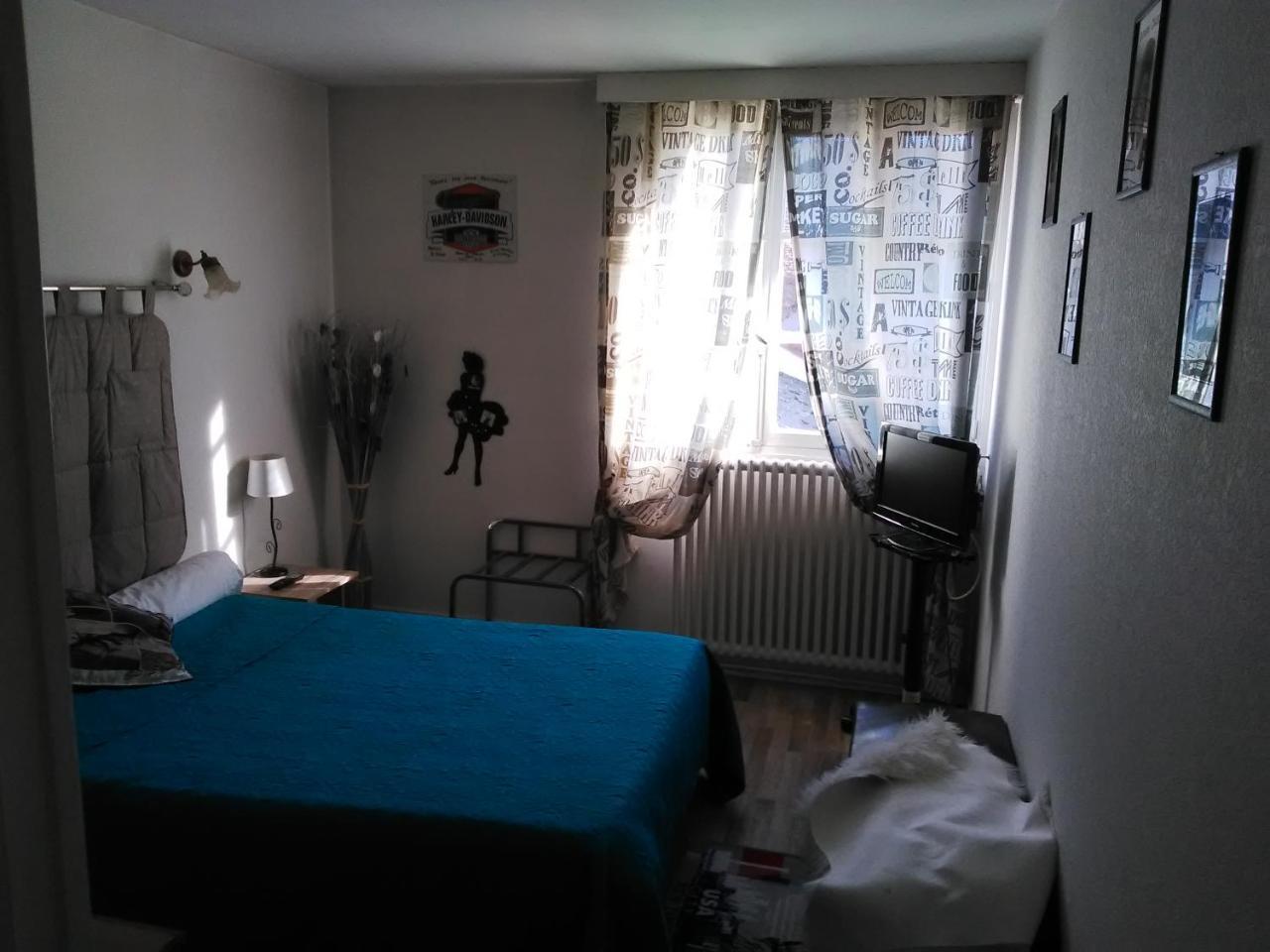 Hotel Le Relais De La Marche Aigurande Esterno foto